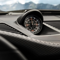 Po 93-odstotnem padcu dobička Porsche spreminja smer: prihajajo tudi povsem novi modeli