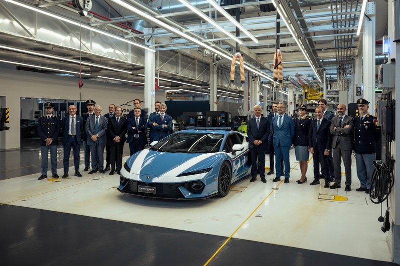 Lamborghini Temerario - policija