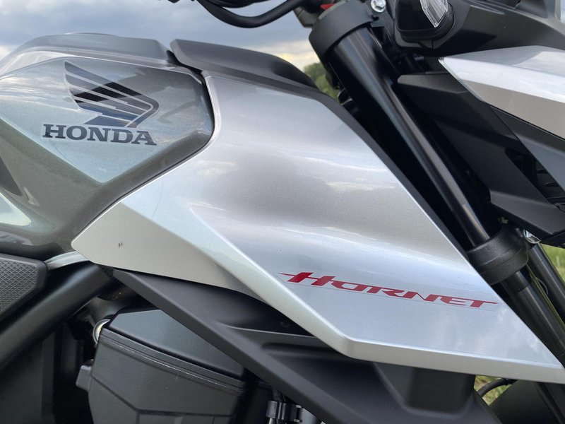 Honda CB 750 Hornet (E-sklopka)