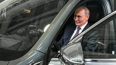 Cilj je več avtomobilov in (še) manj tehnološke odvisnosti