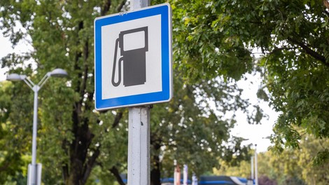 Poln rezervoar bi lahko stal skoraj 100 evrov: dizel pred novo rekordno ceno