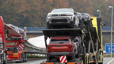 Alarm pri Dacii: ogrožena je ključna tovarna, niti prihodnost Dusterja ni več zagotovljena