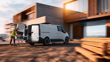 Sodeč po laskavih priznanjih je očitno nastopil čas za električne dostavnike