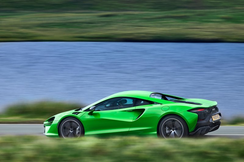 McLaren Artura slovo