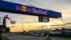 
                                                         Red Bull Max 100
