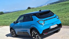 
                                                         Test: Nissan Micra Evolve EV 52 kWh 150 – Je prijazen pogled dovolj?