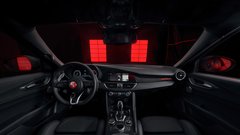 
                                                         Alfa Romeo Luna Rosa