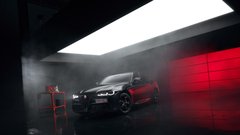 
                                                         Alfa Romeo Luna Rosa