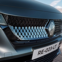 Renault bo doma zapravil več kot 10 milijard evrov, a njegov prvi mož ima veliko skrb