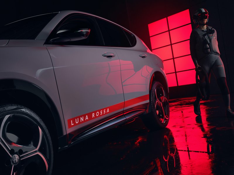 Alfa Romeo Luna Rosa