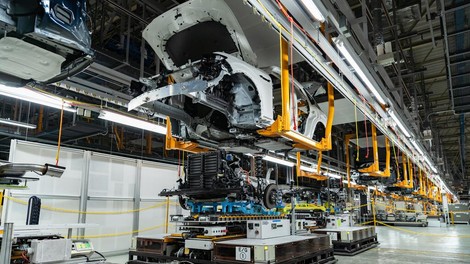 Za to japonsko znamko bencinski motorji ostajajo izjemno pomembni