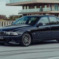 Skrivnost nekdanjega šefa Volkswagna: BMW M5 s Volkswagnovim desetvaljnikom