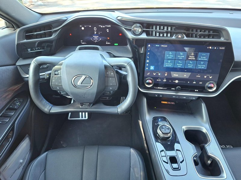 Test: Lexus RZ 550 F-Sport - Ne bo za vsakogar …