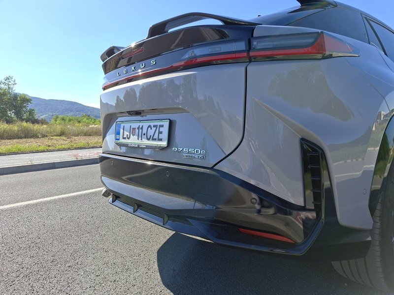 Test: Lexus RZ 550 F-Sport - Ne bo za vsakogar …