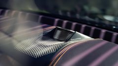 
                                                         Aston Martin DBX GT
