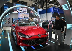 Volkswagen obrača tok: avtomobili iz kitajskih tovarn zdaj odhajajo v Severno Ameriko