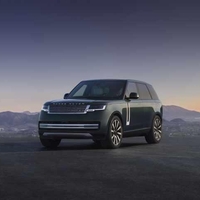Range Rover Electric dosega zmogljivosti primerljive z osemvaljnikom