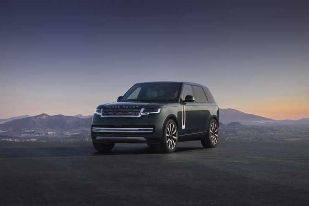 Range Rover Electric dosega zmogljivosti primerljive z osemvaljnikom
