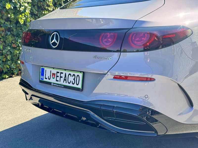 Električni Mercedes-Benz razred C, slovenska predstavitev