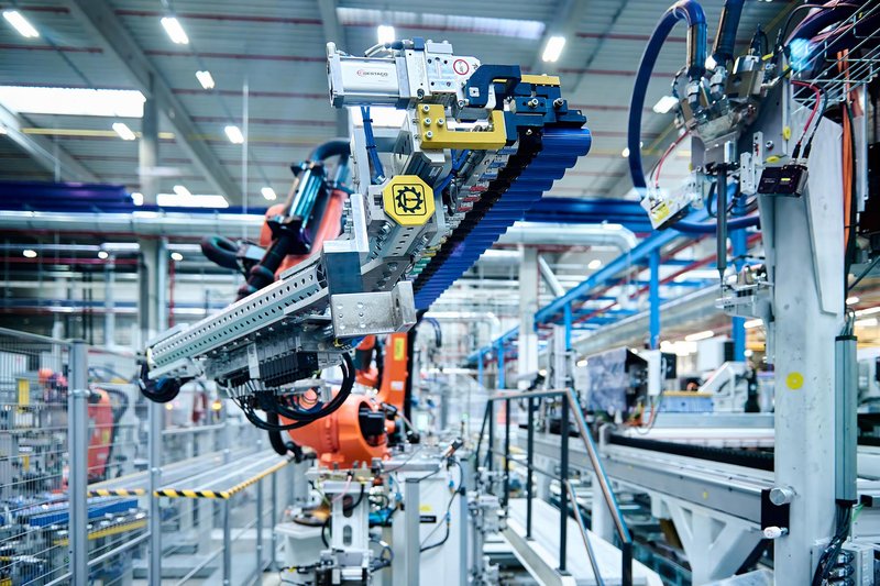BMW - otvoritev tovarne baterij