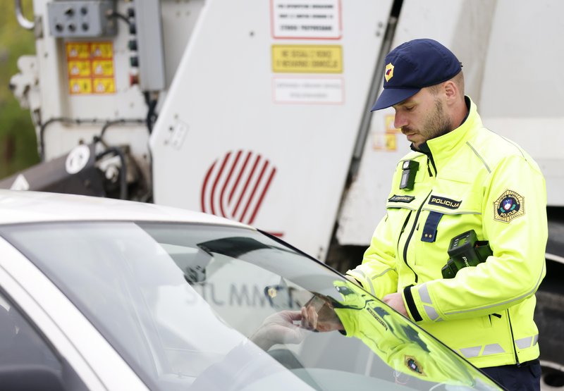 Od ponedeljka poostren nadzor na slovenskih cestah: več kot 10.000 kršitev že letos