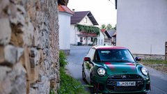 
                                                         MINI Cooper JCW