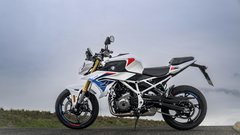 
                                                         BMW F 450 R