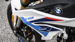 
                                                         BMW F 450 R