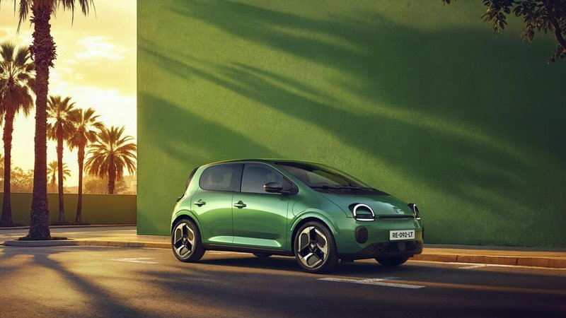 Slovenski avtomobilski trg: prikčakovan septembrski zdrs pri električnih avtomobilih