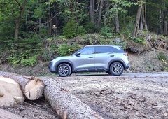 Test: BYD Atto 2 DM-i - Posebnež med mestnimi kompaktneži