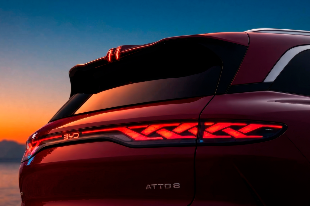 BYD Atto 8 - predstavitev