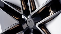 
                                                         Tesla Roadster