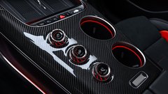 
                                                         Mercedes-AMG GT SUV