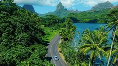 
                                                         Porsche 911, Tahiti