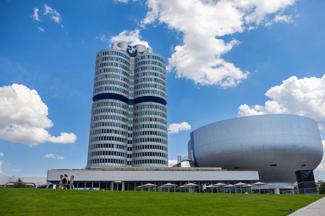 BMW tovarna