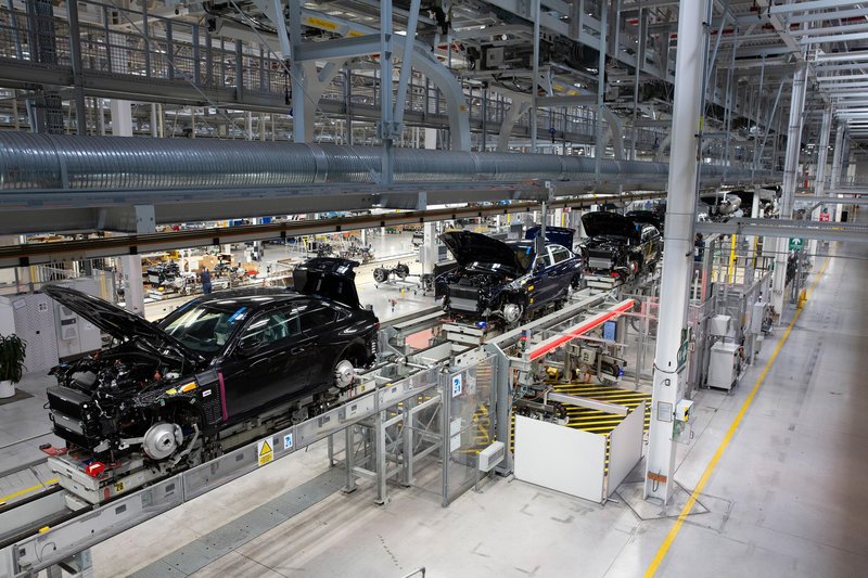 BMW tovarna