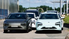 Ruskemu Amberautu za električno limuzino A5 zmanjkuje energije – in kupcev