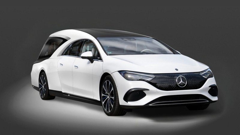 Tudi zadnja vožnja v tišini, to je Mercedes,-Benz kakršnega še niste videli