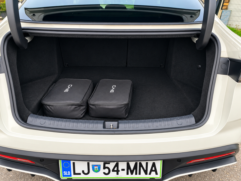 Test: BYD Seal 6 DM-i Comfort - Sredi ofenzive