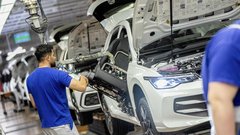 
                                                         Volkswagen zaradi vse večjih stroškovnih pritiskov ustavlja razvoj električnega Golfa
