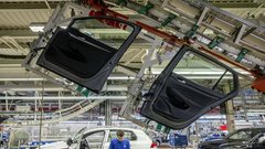 
                                                         Volkswagen zaradi vse večjih stroškovnih pritiskov ustavlja razvoj električnega Golfa
